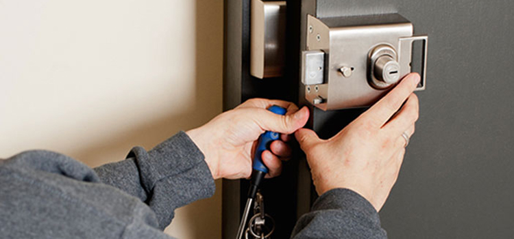 Deadbolt Lock Installation Clovis